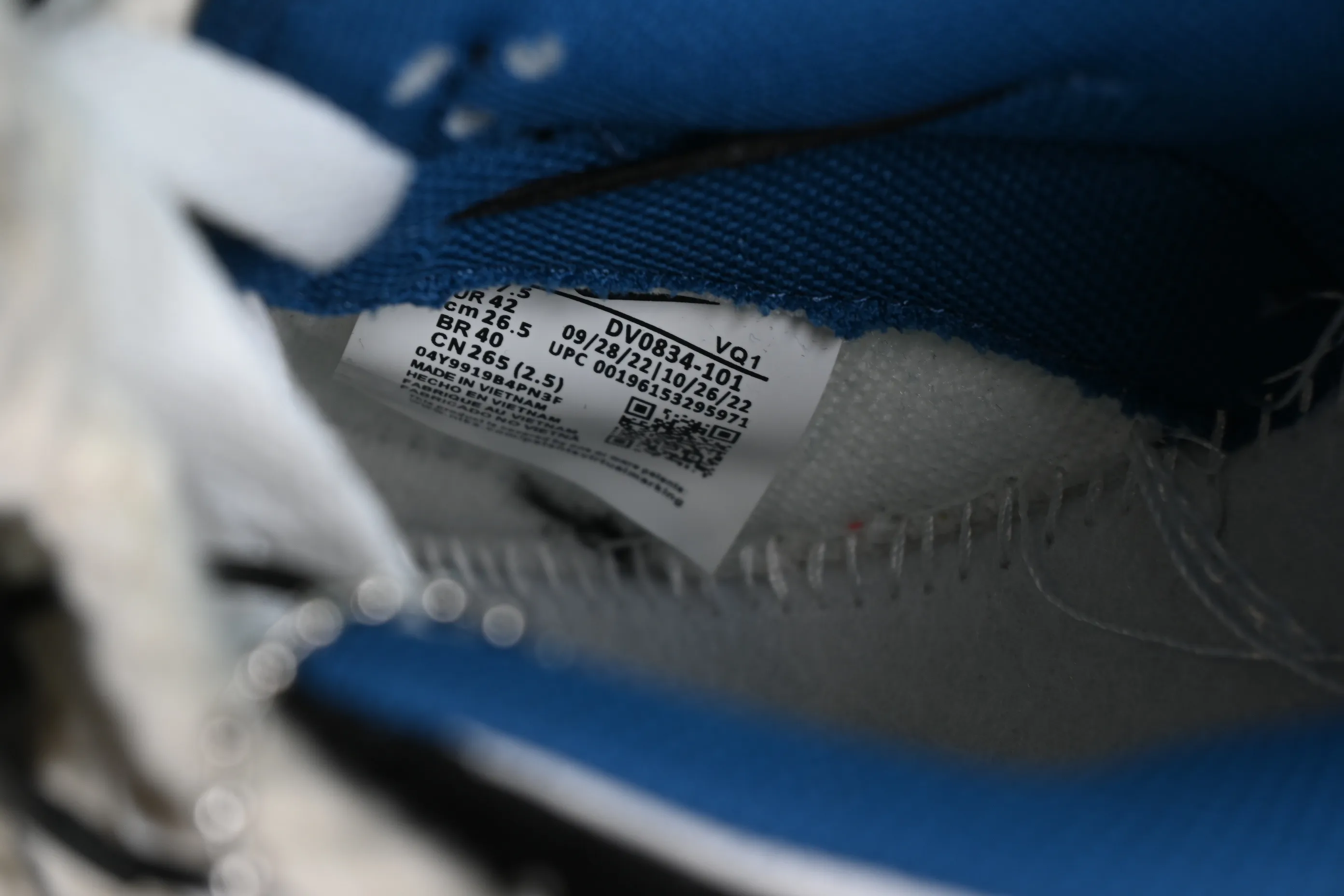 All categories Nk SB Dunk Series Nk SB Dunk Low Low-top sneakers J version Nk Dunk Low Retro "Industrial Blue" Washed denim Graffiti SB strappy low-top casual sneakers DV0834-101